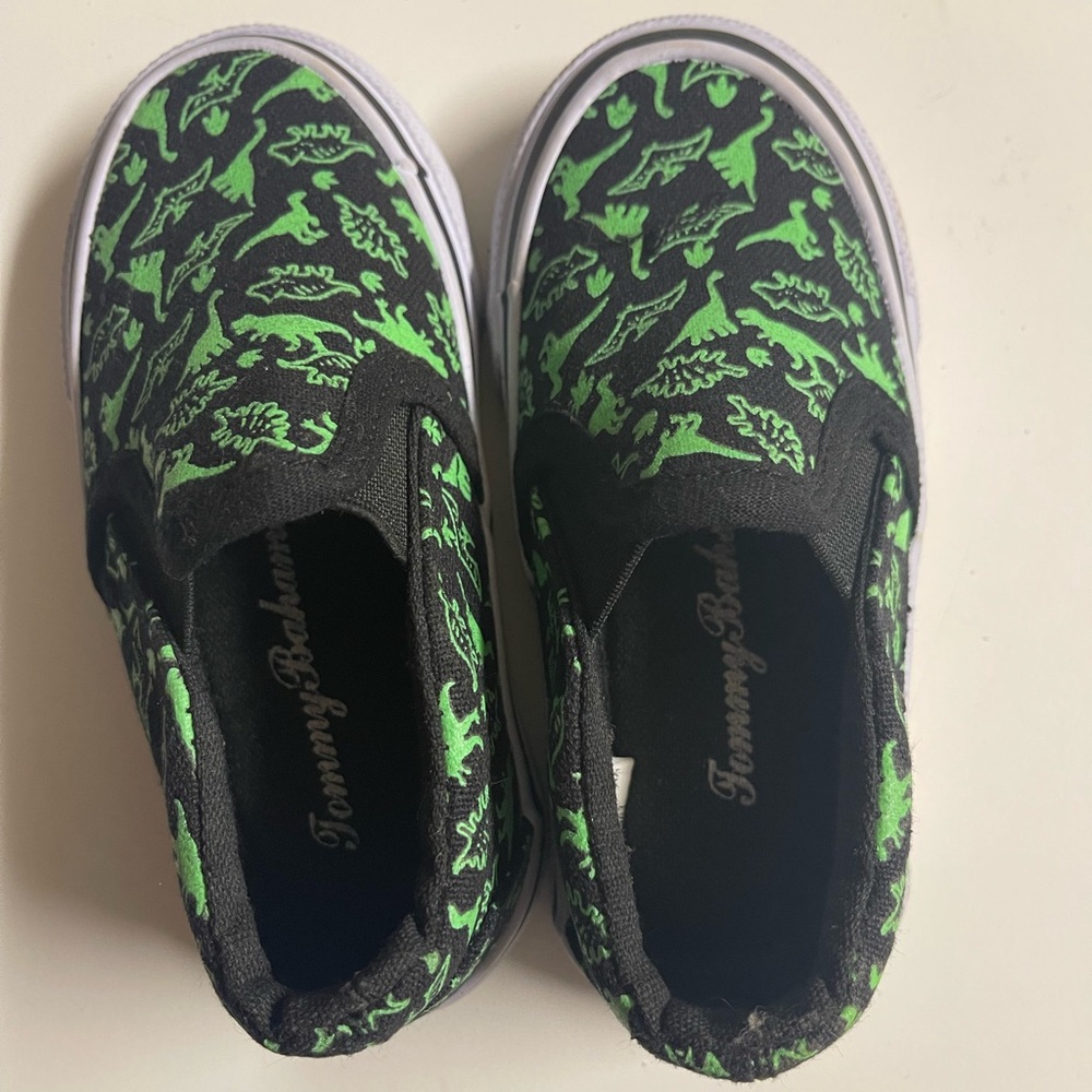 New Tommy Bahama slip on sneaker with glow in the dark dinosaurs